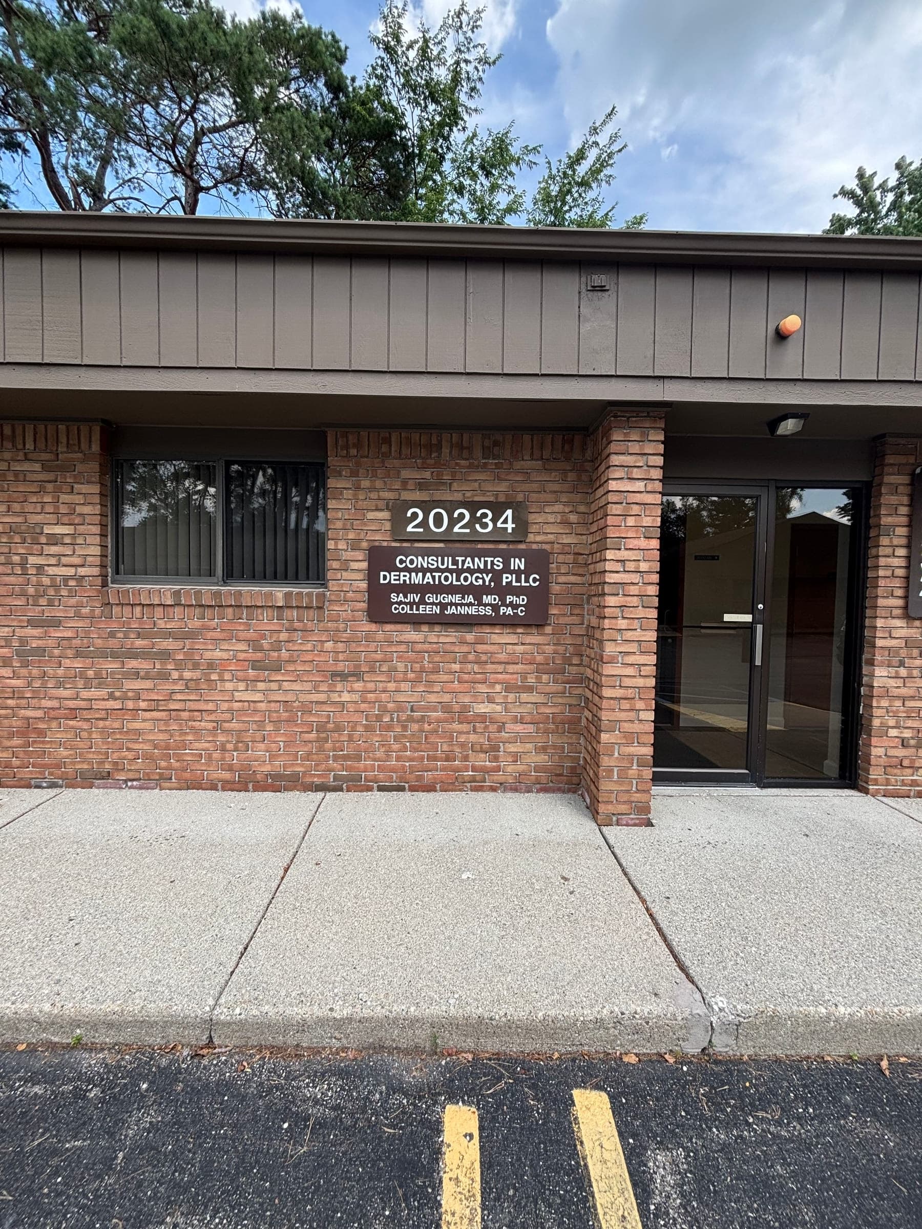 The Consultants in Dermatology office building on Farmington Rd in Livonia, MI